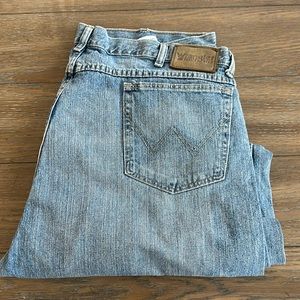 Wrangler rugged wear jeans size 40x34